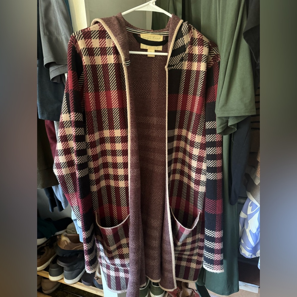 Evy’s Tree Amelia, size Large in red plaid